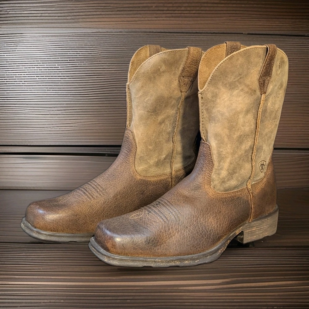 Ariat Boots Mens  Roughstock Distressed Square Toe Leather Cowboy   11 D